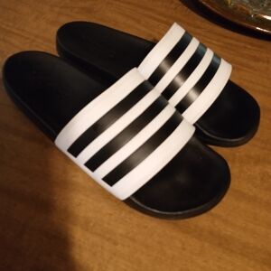 Men's Adidas slides size 11